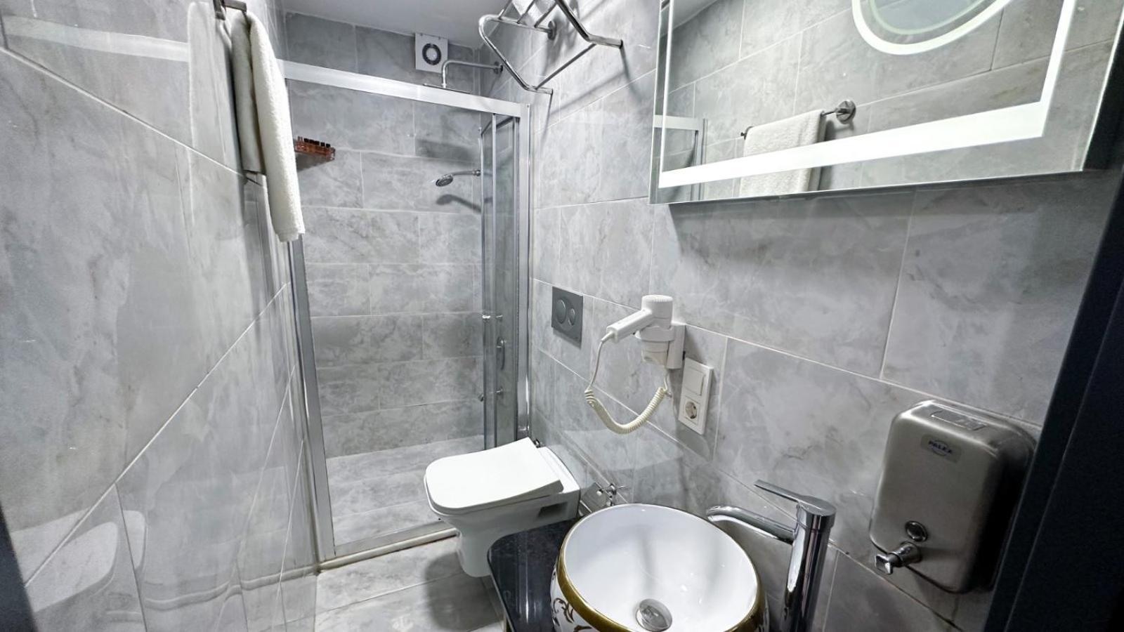Dnz Taxim Feridiye Hotel Estambul Exterior foto